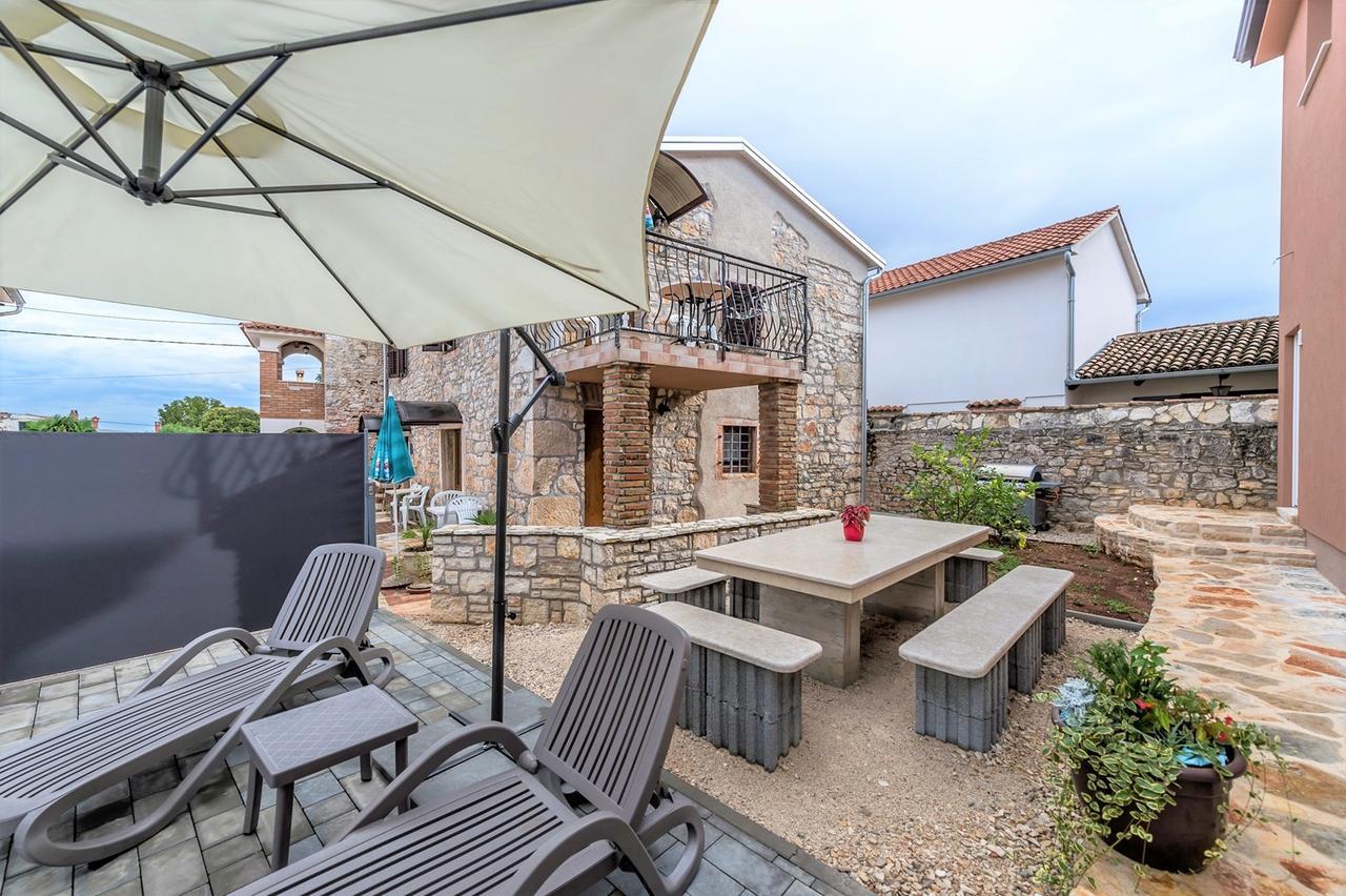 Villa Valtrazza Tar-Vabriga Екстер'єр фото