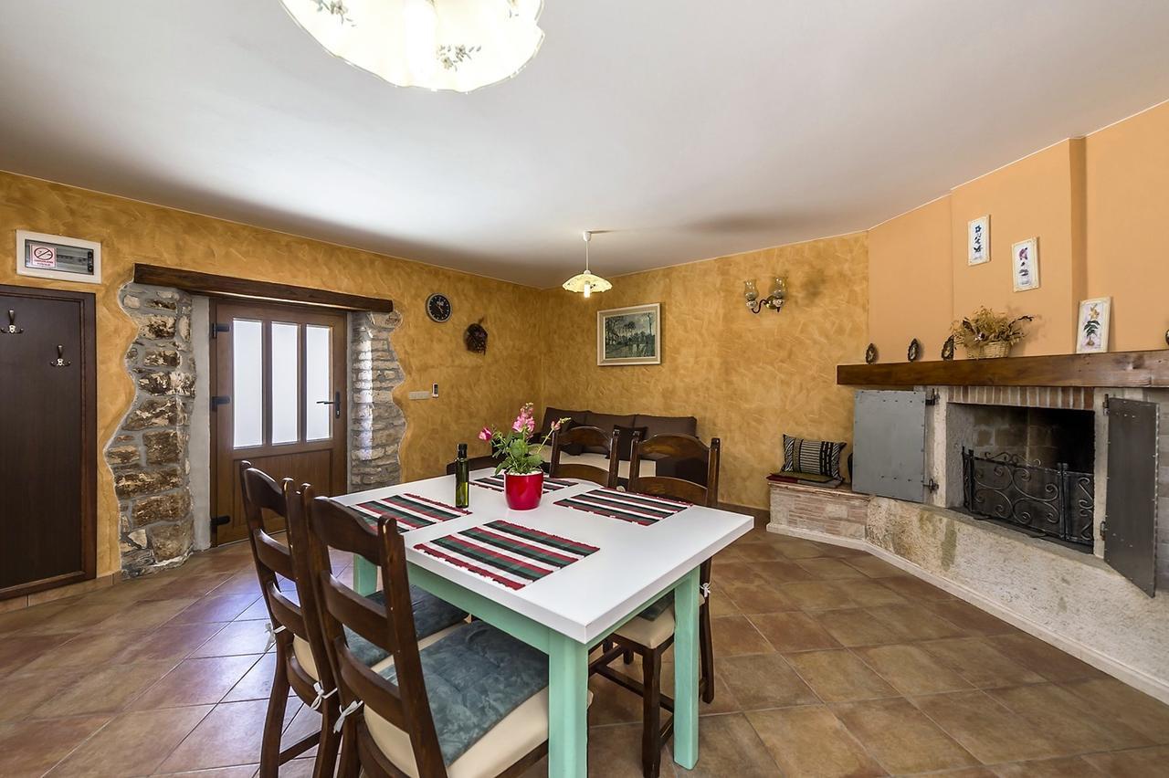Villa Valtrazza Tar-Vabriga Екстер'єр фото